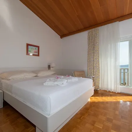 Apartmens Villa Antonio 88 Brela Exterior photo